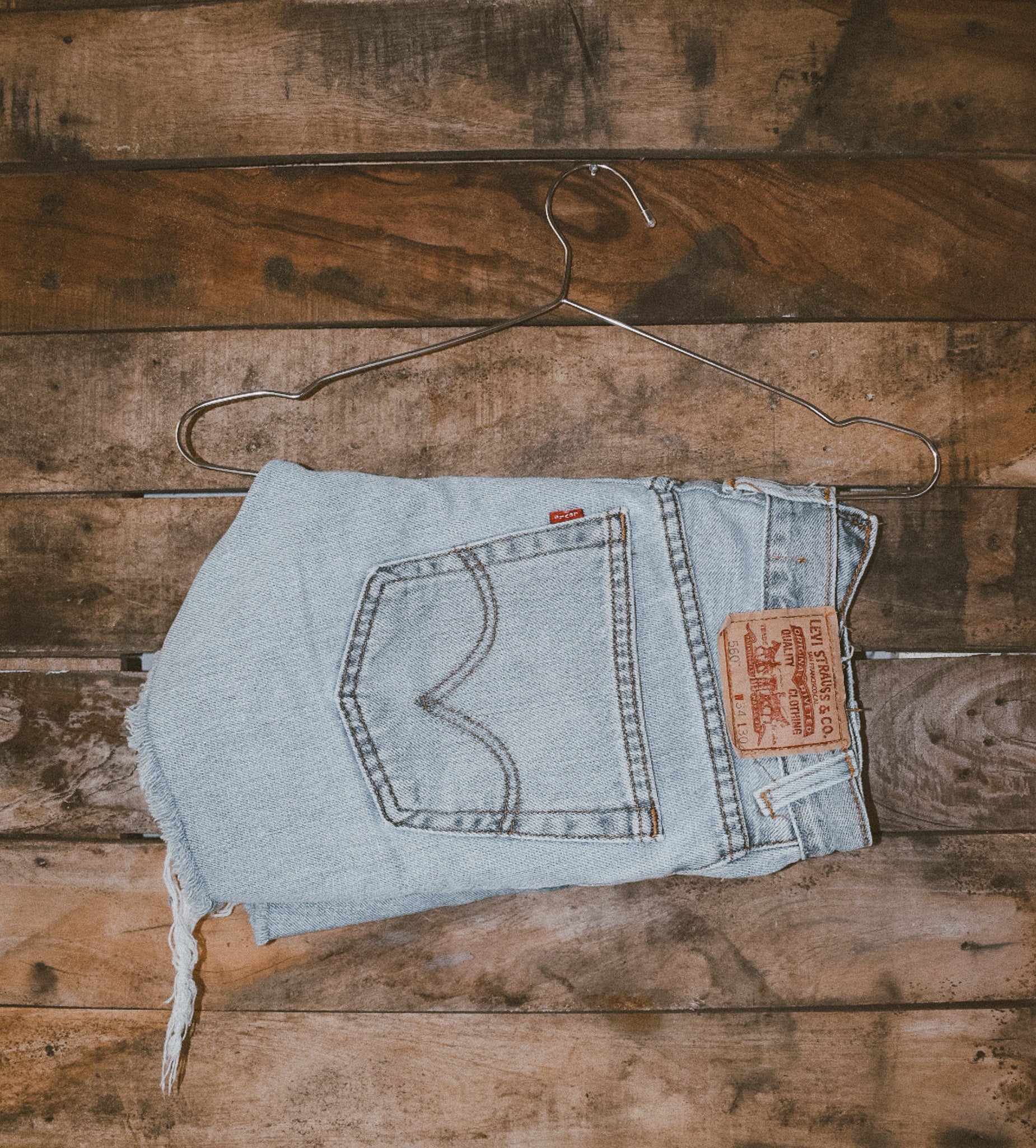 Vintage Comfort Fit 560 Levi Shorts The Kindred Bone