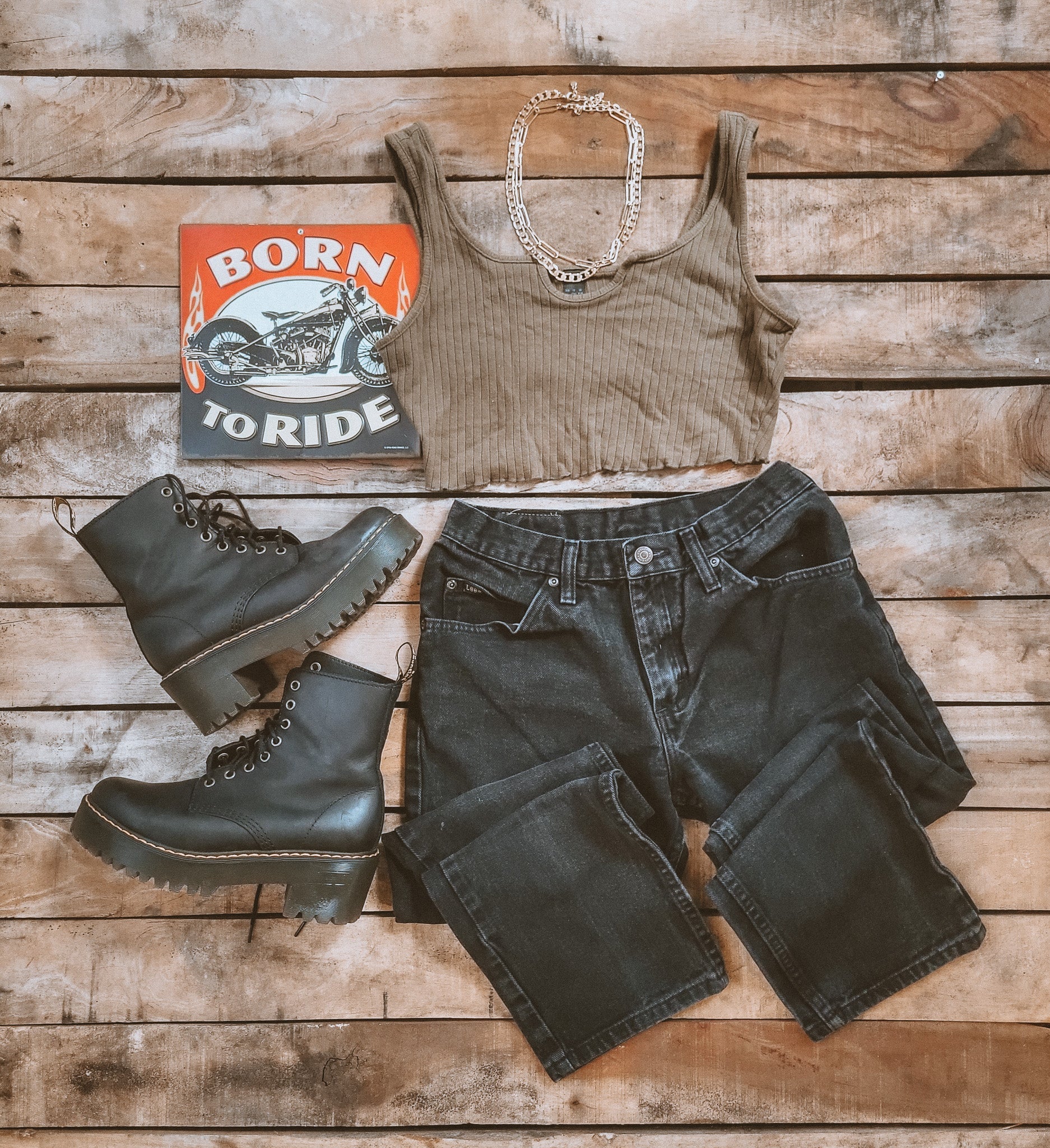 VINTAGE LEE JEANS The Kindred Bone